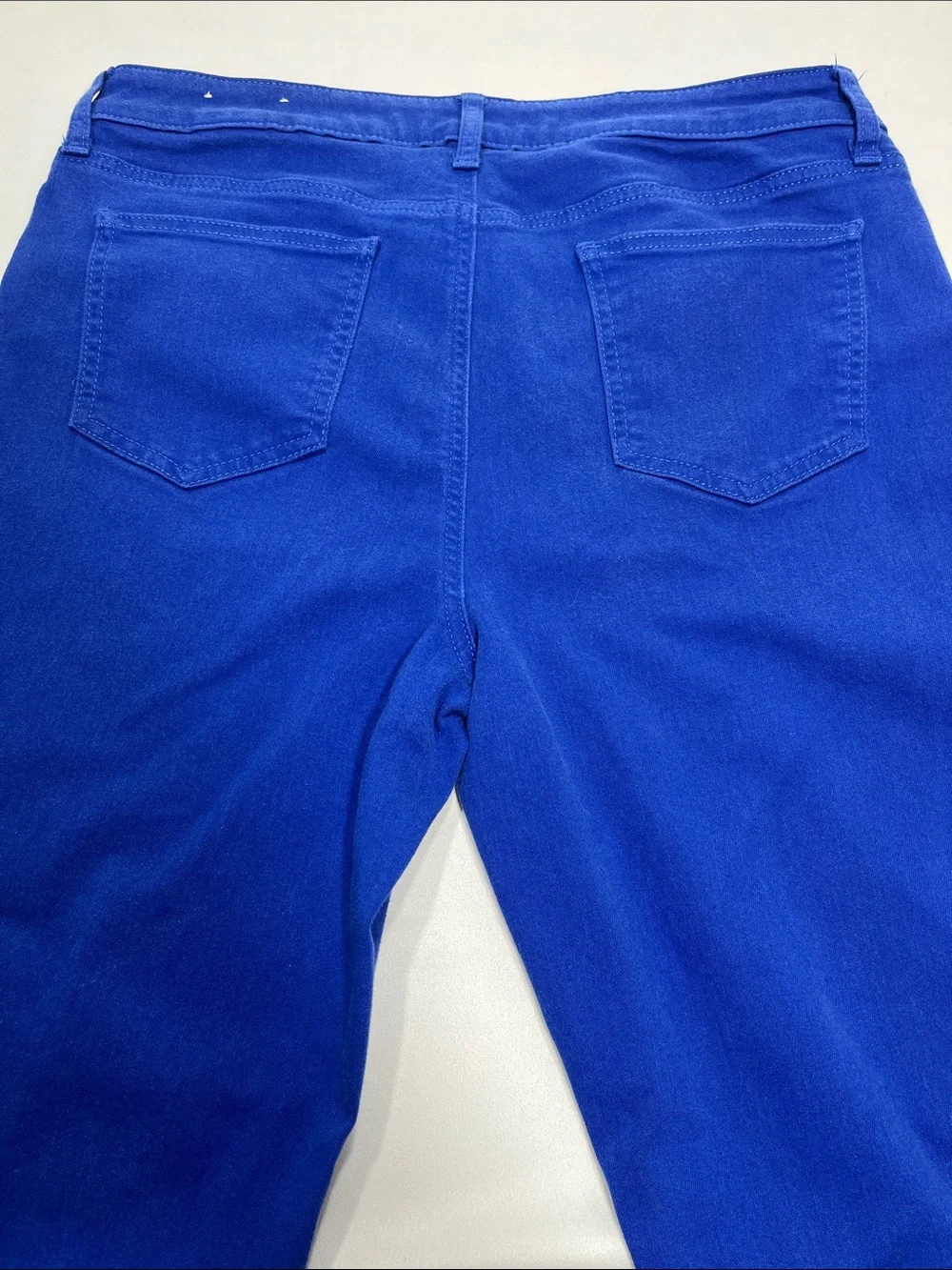 Chico’s So Slimming Girlfriend Slim Leg Crop Jeans Blue Size US 12